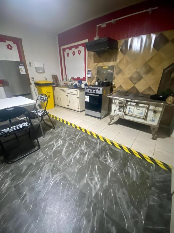 Viva Chile Hostal - Puerto Varas Eksteriør billede